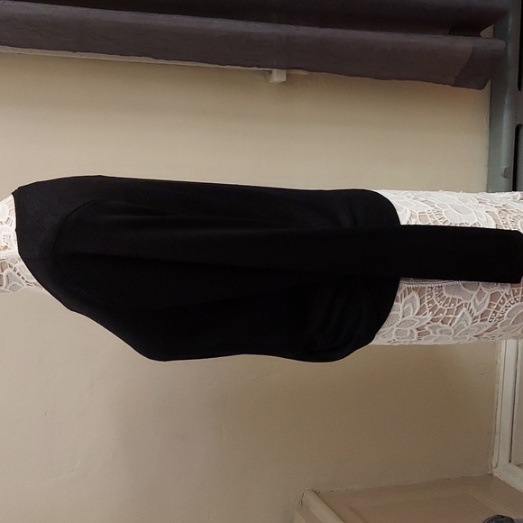 ABOUND Black Long Sleeve Pullover Crossover Twist Waist Top - Picture 5 of 11